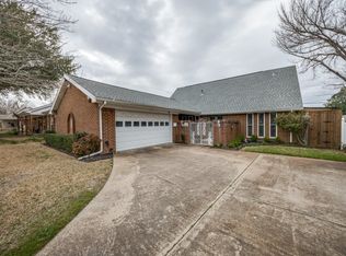 2635 Heatherwood Dr, Dallas, TX 75228