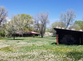 711 Ranchitos Rd, Taos, NM 87571