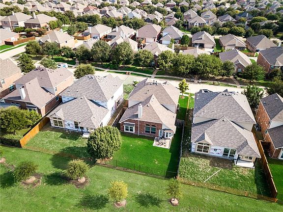 4th image of 11396 Henderson Dr