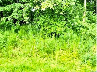 6047 Meade Rd, Sylvania, OH 43560