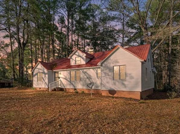 210 Monroe St, Sanford, NC 27330