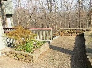 2nd image of 13 Wootton Dr