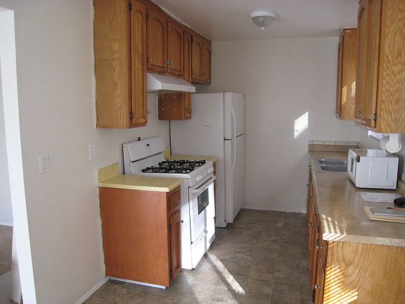 4th image of 3405-7 Marlborough Ave