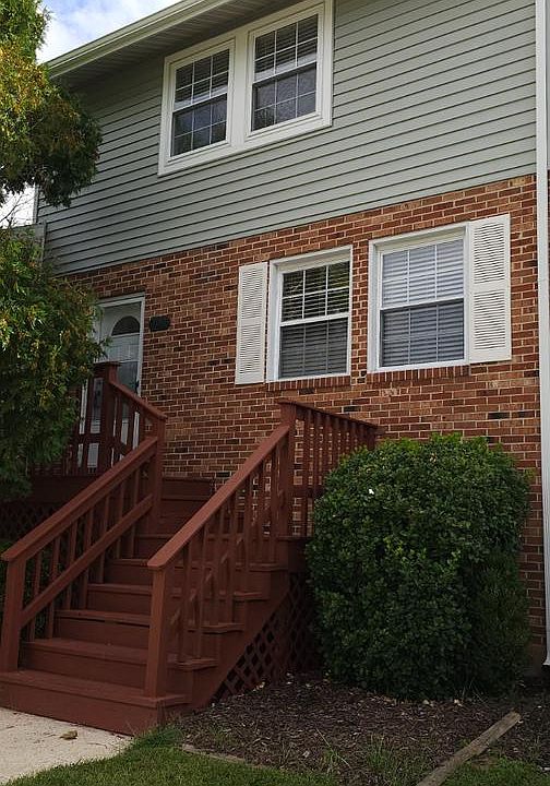 1st image of 29595 Dutchmans Ln APT 702