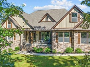38 Chippewa Ct, Marietta, SC 29661