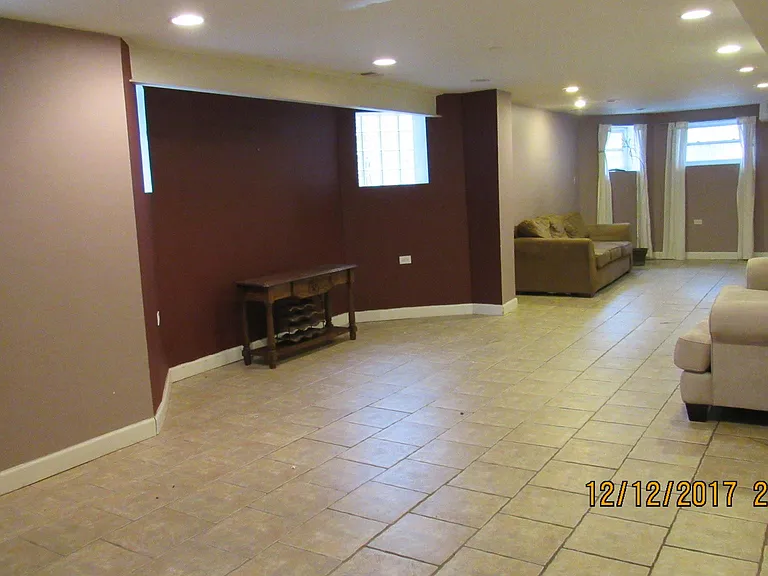 1919 N Fairfield Ave #G — Photo 8