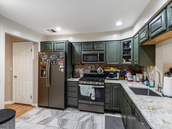 37 Boulder Run Rd #37, Paterson City, NJ 07501