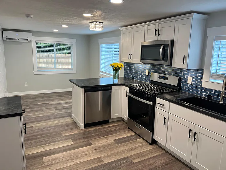 10200 W Utahna Rd — Photo 2