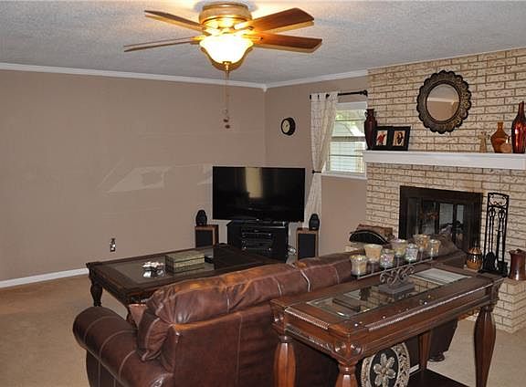 5th image of 1711 Southgate Dr