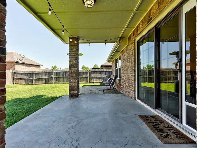 3009 Elmo Way — Photo 30