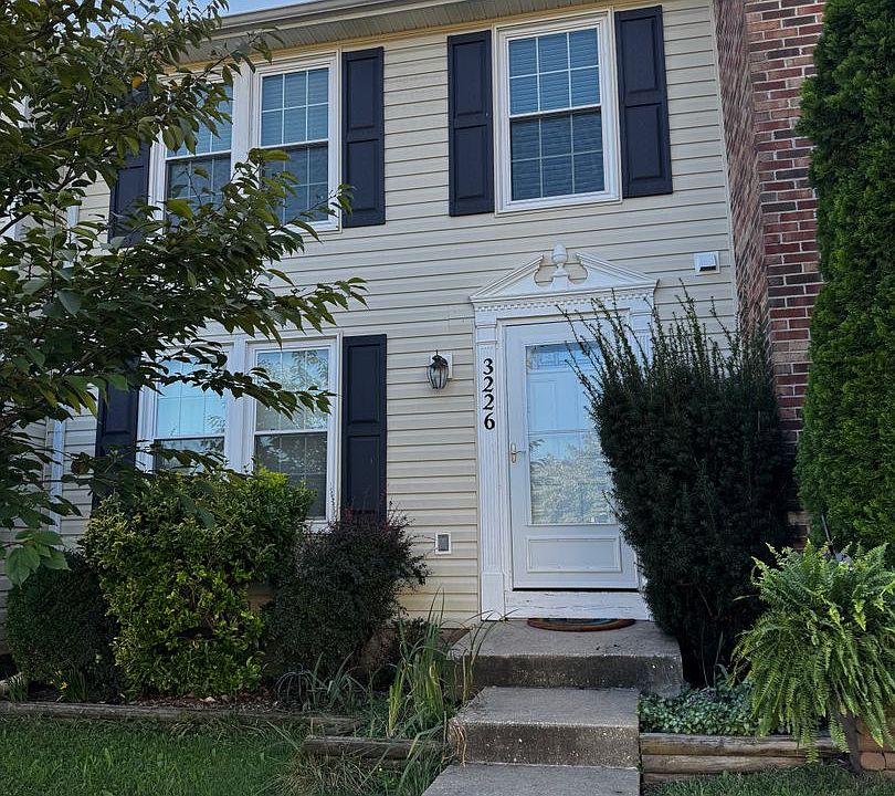 1st image of 3226 Split Oak Ct
