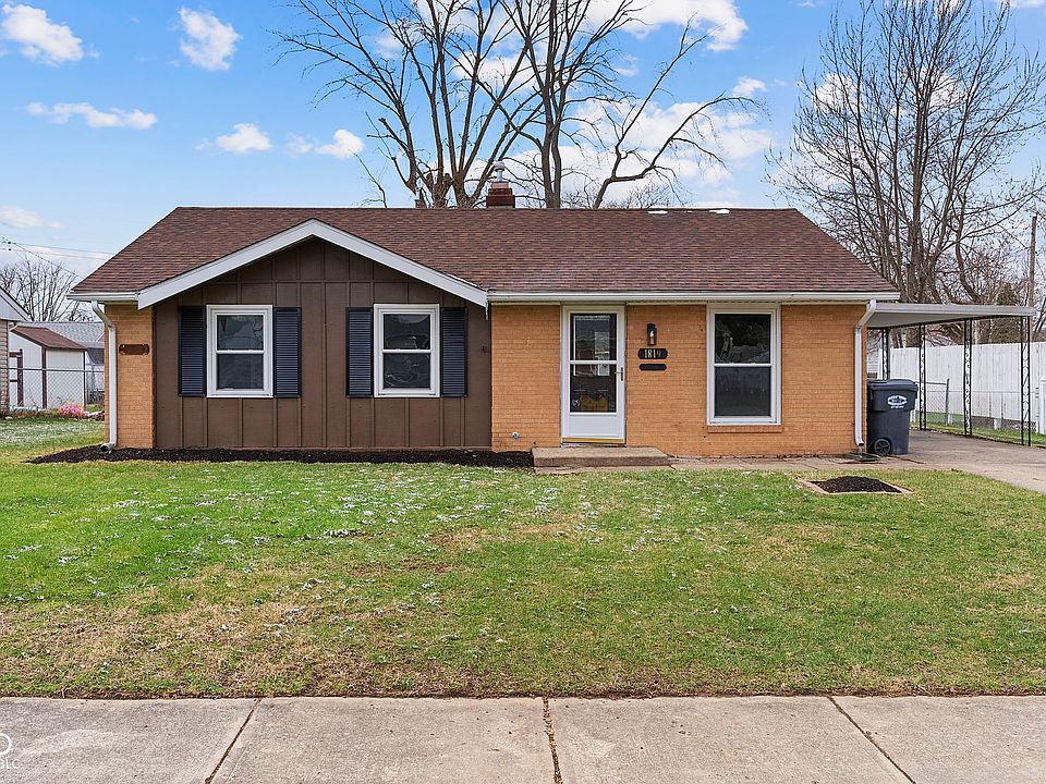 1st image of 1819 W Fairlawn Way