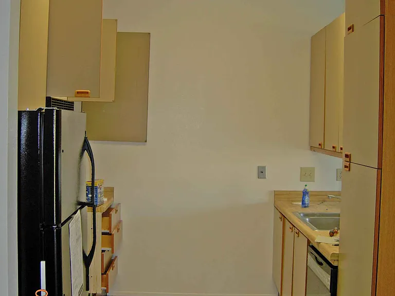 8310 Regents Rd #3F — Photo 4