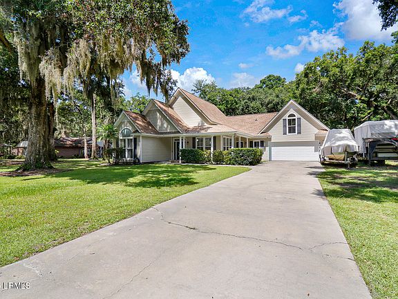 4th image of 11 Ashley Drive