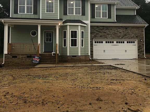 2nd image of 513 Everglades Dr