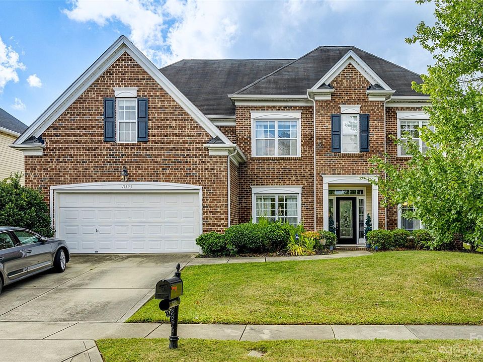 1st image of 11323 Huntington Meadow Ln