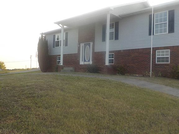 4th image of 547 Keene Cir