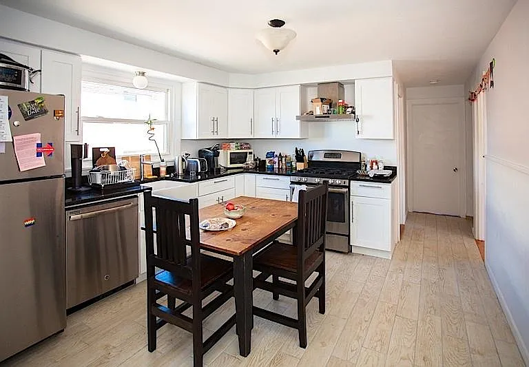 22-24 Murdock St #2 — Photo 1