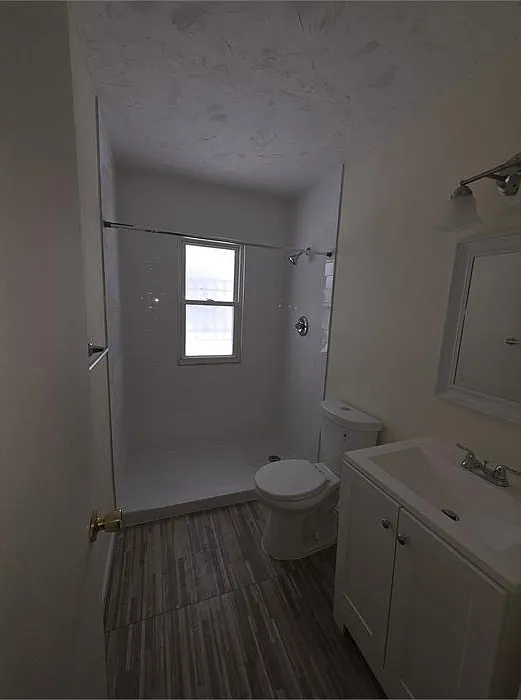 2 bed, 696 sqft, $1,275 — Photo 4