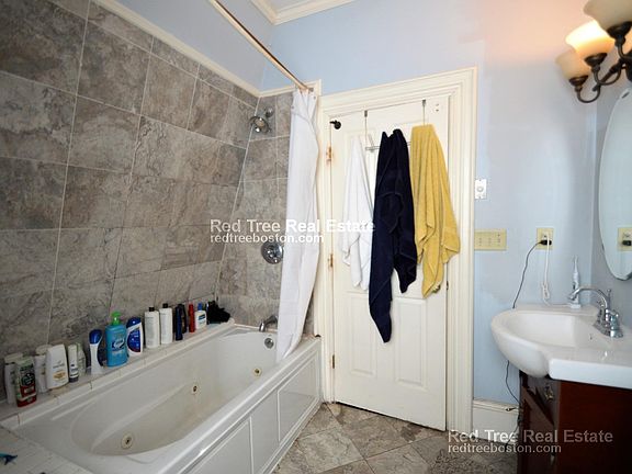 3rd image of 40 Alleghany St #11