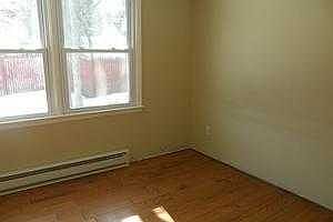 INTERIOR PHOTO