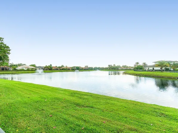 125 Emerald Key Lane, Palm Beach Gardens, FL 33418