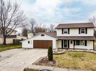 5738 Montavilla Dr, Fort Wayne, IN 46815