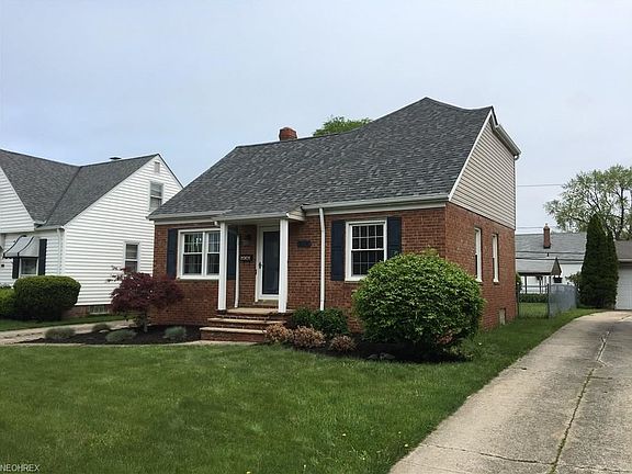 2nd image of 359 E 327th St