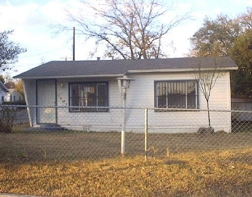 1st image of 1501 PASO HONDO ST