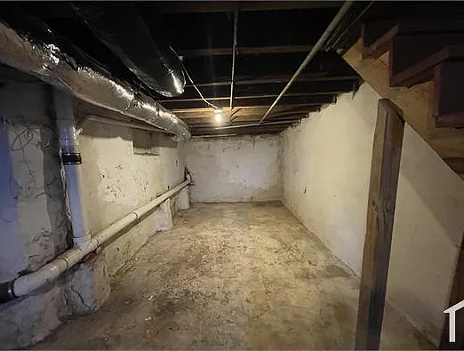 102 E Ashmead St — Photo 25