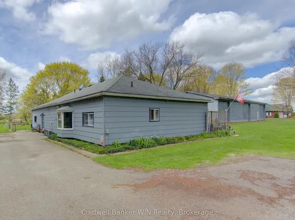 186 McFarlin Dr, West Grey, ON N0G 2L0