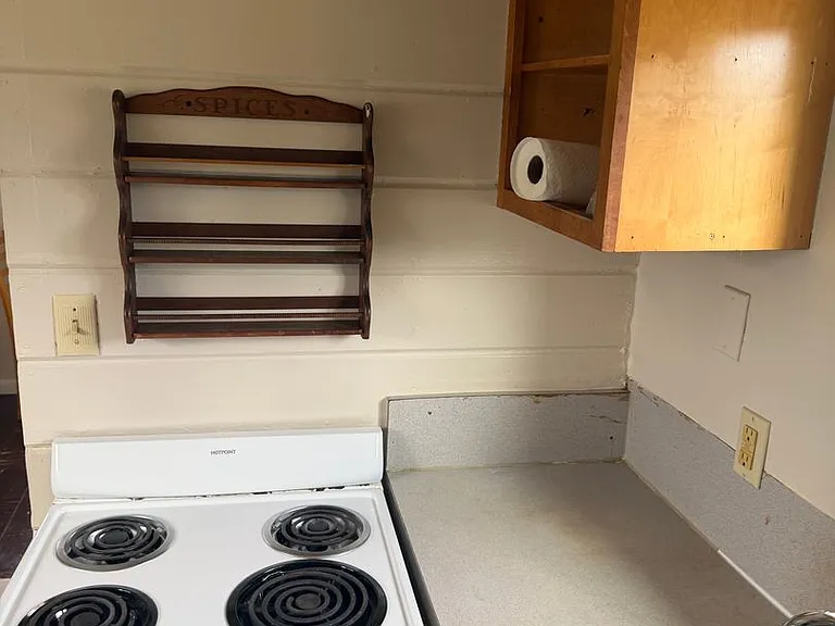 5170 Main St #2 — Photo 5