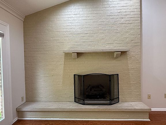3rd image of 2670 S McCartney Ln