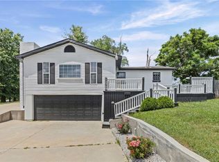 12720 W 55th Ter, Shawnee, KS 66216