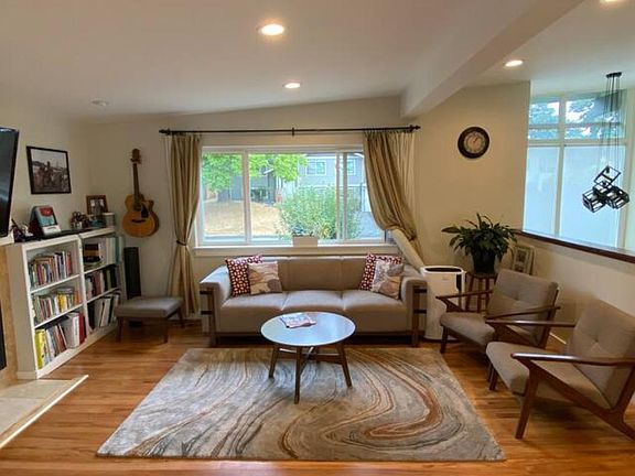 2nd image of 155 159th Ave SE