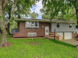 6320 E 56th St, Kansas City, MO 64129