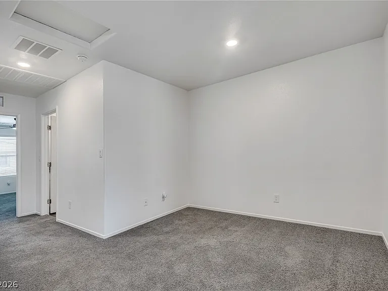 1114 Scarlet Sparrow St — Photo 21