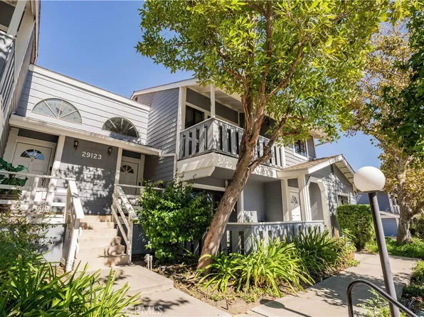 29123 Thousand Oaks Blvd Unit C, Agoura Hills, CA 91301