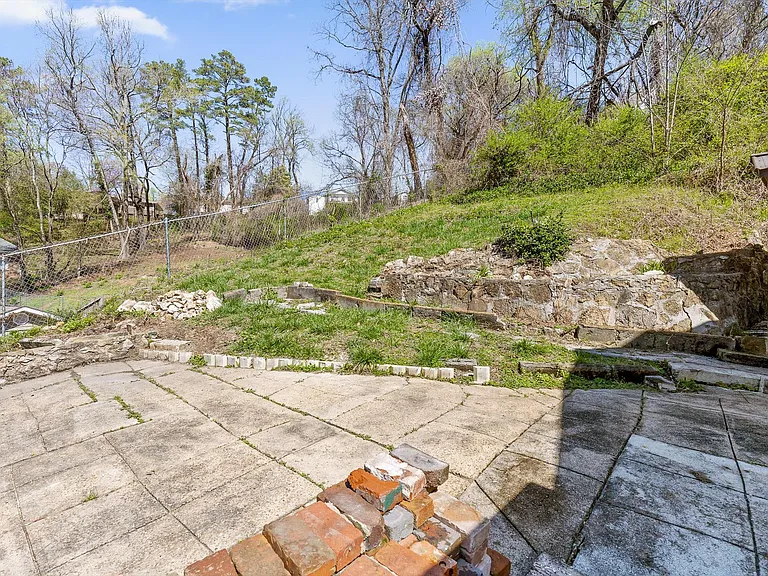 719 Federal St — Photo 30