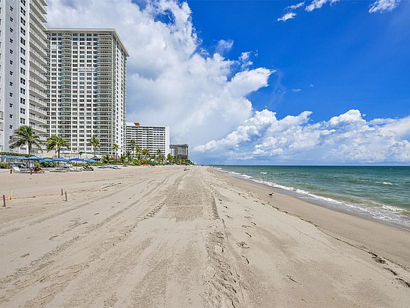 5th image of 3850 Galt Ocean Drive #209