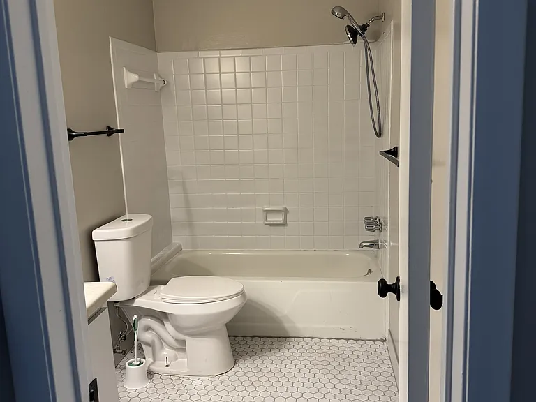 830D Beacon Pkwy E #1 — Photo 1