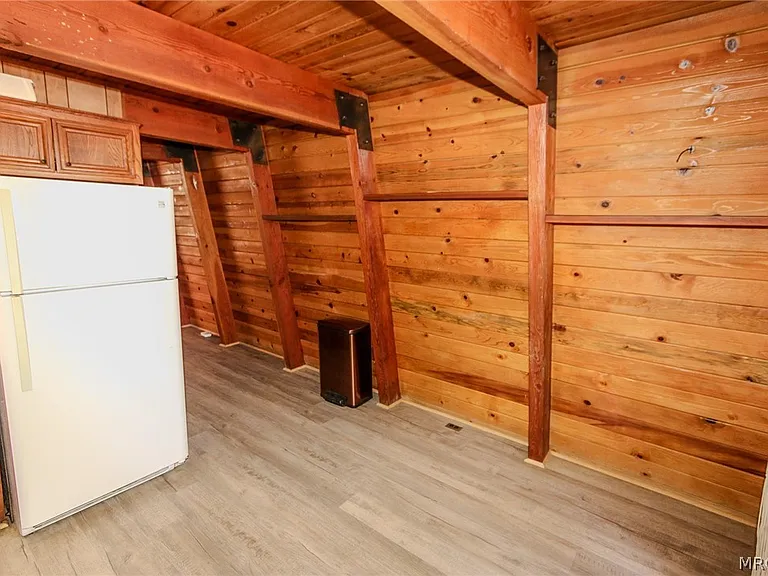 409 W Sherwood Blvd — Photo 10