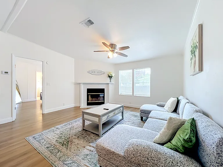 1430 Hilltop Rd — Photo 43