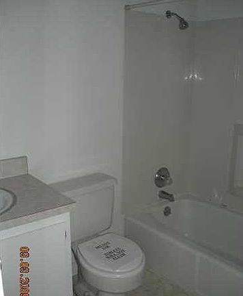 4th image of 115 Country Club Dr #115