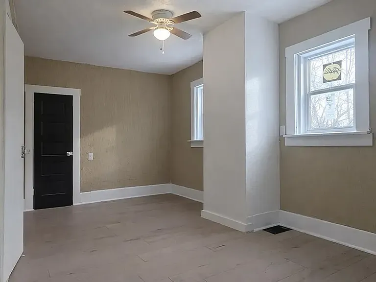 555 Haller St — Photo 3