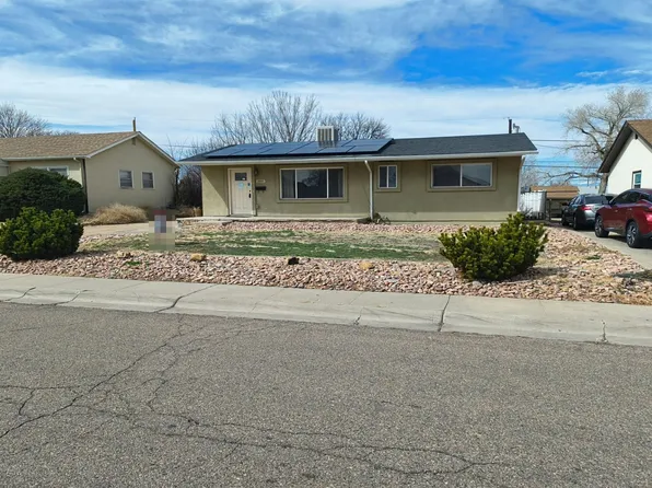 1611 Englewood Dr, Pueblo, CO 81005