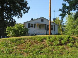 28862 McClusky Rd, Jerseyville, IL 62052