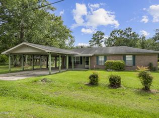 9752 Wilkerson Cir, Moss Point, MS 39562