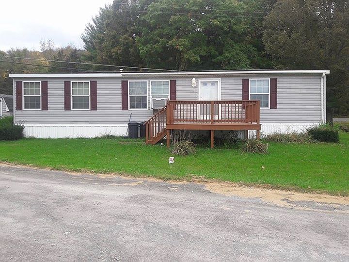 1st image of 105 Lorraine Dr