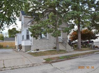 4048 10th Ave, Kenosha, WI 53140